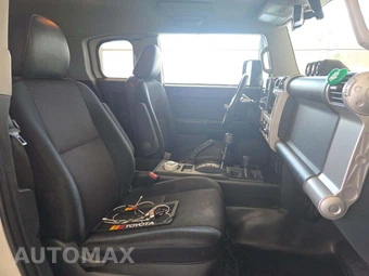 2010 Toyota FJ Cruiser w/Rear Doors - miniatura 18