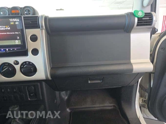 2010 Toyota FJ Cruiser w/Rear Doors - miniatura 19