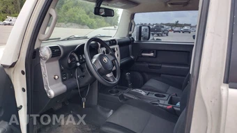 2010 Toyota FJ Cruiser w/Rear Doors - miniatura 7