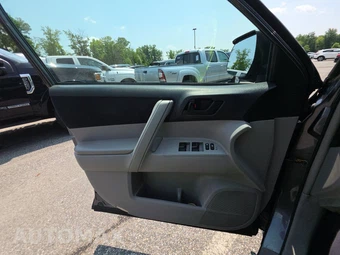 2010 Toyota Highlander - miniatura 9