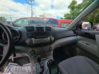 2010 Toyota Highlander – miniatura 10