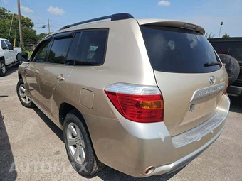 2010 Toyota Highlander – miniatura 4