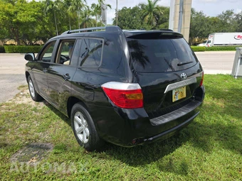 2010 Toyota Highlander - miniatura 2