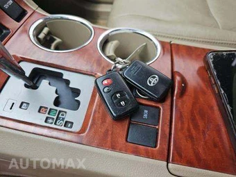 2010 Toyota Highlander Limited – miniatura 8