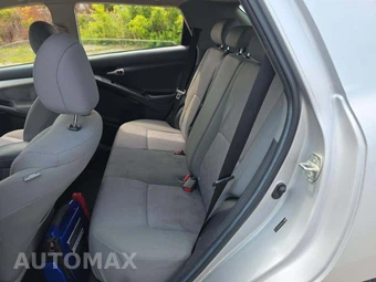 2010 Toyota Matrix – miniatura 10
