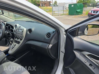 2010 Toyota Matrix – miniatura 16