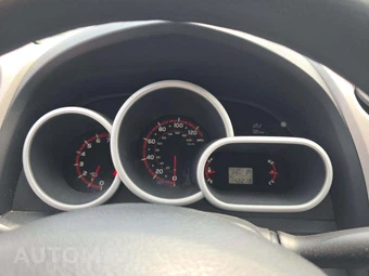 2010 Toyota Matrix – miniatura 6