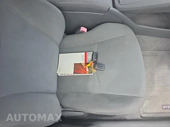 2010 Toyota Prius II - miniatura 23