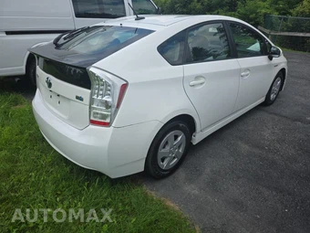 2010 Toyota Prius II - miniatura 4