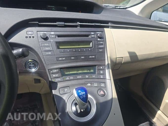 2010 Toyota Prius II – miniatura 10