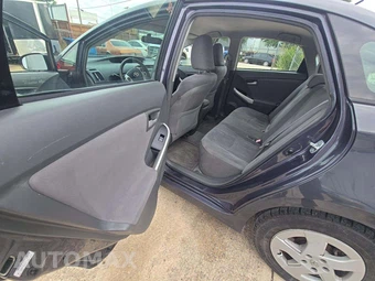 2010 Toyota Prius II – miniatura 13