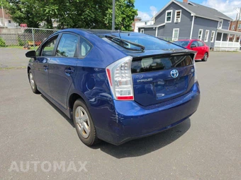 2010 Toyota Prius II - miniatura 2