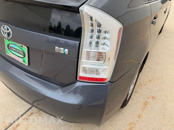 2010 Toyota Prius III - miniatura 10