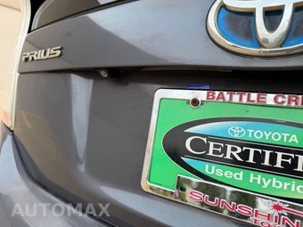 2010 Toyota Prius III - miniatura 11