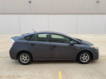 2010 Toyota Prius III - miniatura 12