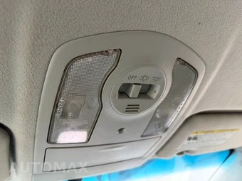 2010 Toyota Prius III - miniatura 56