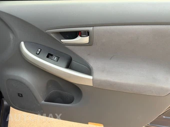 2010 Toyota Prius III - miniatura 67