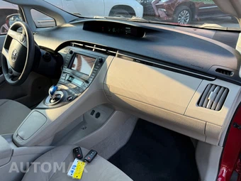 2010 Toyota Prius III - miniatura 39