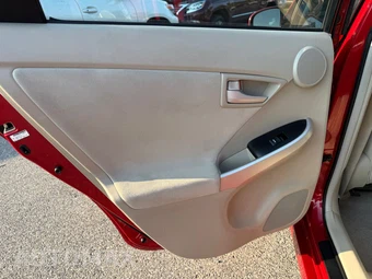 2010 Toyota Prius III - miniatura 61