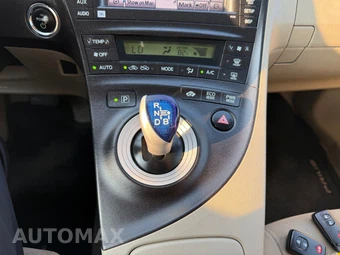 2010 Toyota Prius III - miniatura 82