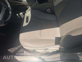 2010 Toyota Prius IV – miniatura 21