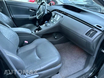 2010 Toyota Prius IV - miniatura 10