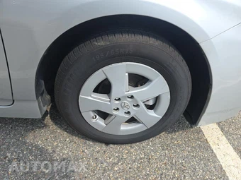 2010 Toyota Prius IV - miniatura 9