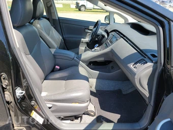 2010 Toyota Prius – miniatura 8