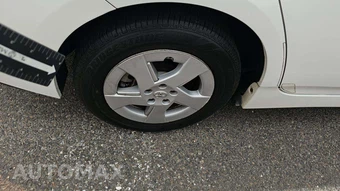 2010 Toyota Prius – miniatura 24