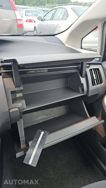 2010 Toyota Prius – miniatura 28