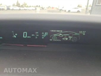 2010 Toyota Prius V – miniatura 12