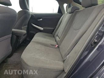 2010 Toyota Prius V – miniatura 13
