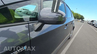 2010 Toyota Prius V – miniatura 25