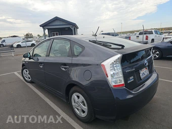 2010 Toyota Prius V – miniatura 6