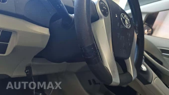 2010 Toyota Prius V – miniatura 20