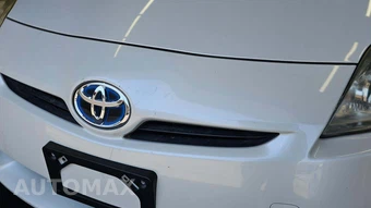 2010 Toyota Prius V – miniatura 24