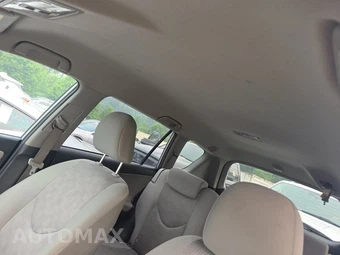 2010 Toyota RAV4 – miniatura 5