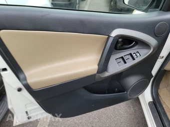 2010 Toyota RAV4 Limited – miniatura 9