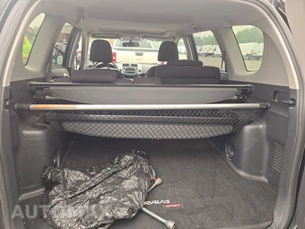 2010 Toyota RAV4 Sport - miniatura 16