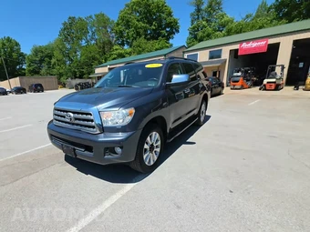 2010 Toyota Sequoia Platinum