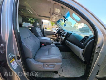 2010 Toyota Sequoia Platinum – miniatura 19