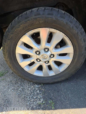 2010 Toyota Sequoia Platinum – miniatura 25