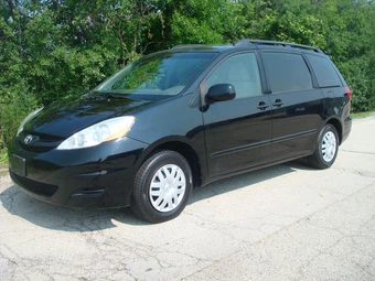 2010 Toyota Sienna CE Minivan 7-Passenger 119.3" WB - miniatura 22
