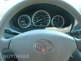 2010 Toyota Sienna CE Minivan 7-Passenger 119.3" WB - miniatura 3