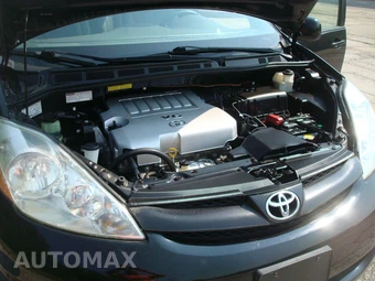 2010 Toyota Sienna CE Minivan 7-Passenger 119.3" WB - miniatura 32