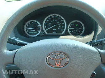 2010 Toyota Sienna CE Minivan 7-Passenger 119.3" WB - miniatura 36