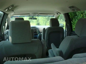 2010 Toyota Sienna CE Minivan 7-Passenger 119.3" WB - miniatura 52