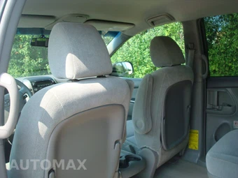2010 Toyota Sienna CE Minivan 7-Passenger 119.3" WB - miniatura 54