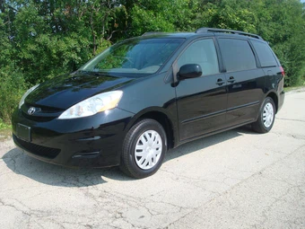 2010 Toyota Sienna CE Minivan 7-Passenger 119.3" WB - miniatura 73