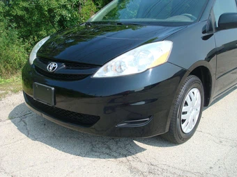 2010 Toyota Sienna CE Minivan 7-Passenger 119.3" WB - miniatura 74